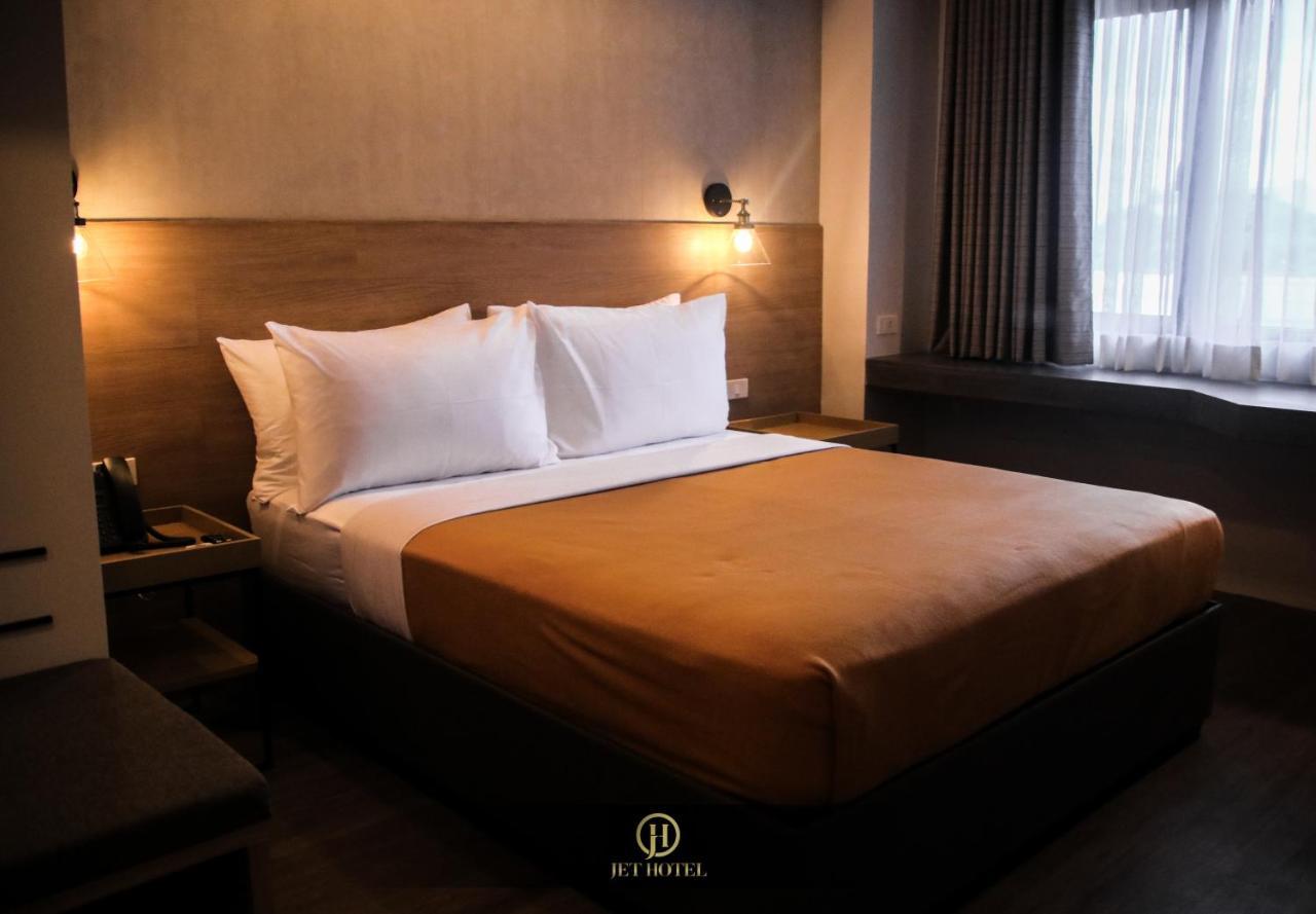 Jet Hotel Lipa City Eksteriør bilde